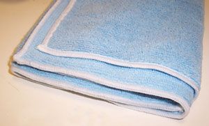 WIPER - MICROFIBRE BLUE CLOTH  14&quot; X 14&quot; EACH